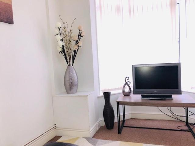 Budget Rooms @ Underwood Lane クルー エクステリア 写真